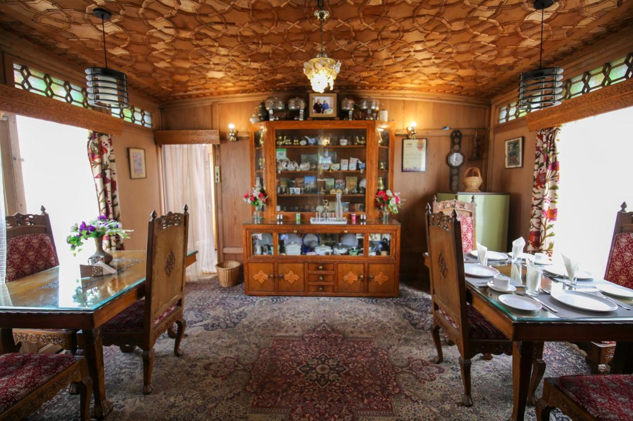The Shelter Group Of Houseboats & Tour Organiser Srinagar  Luaran gambar
