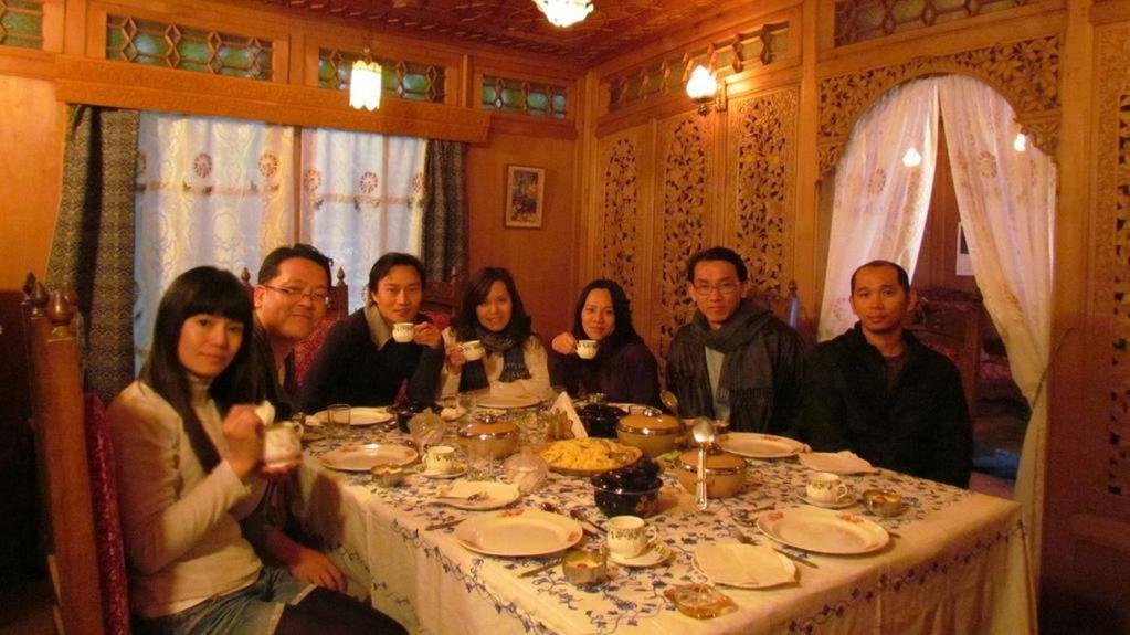 The Shelter Group Of Houseboats & Tour Organiser Srinagar  Luaran gambar