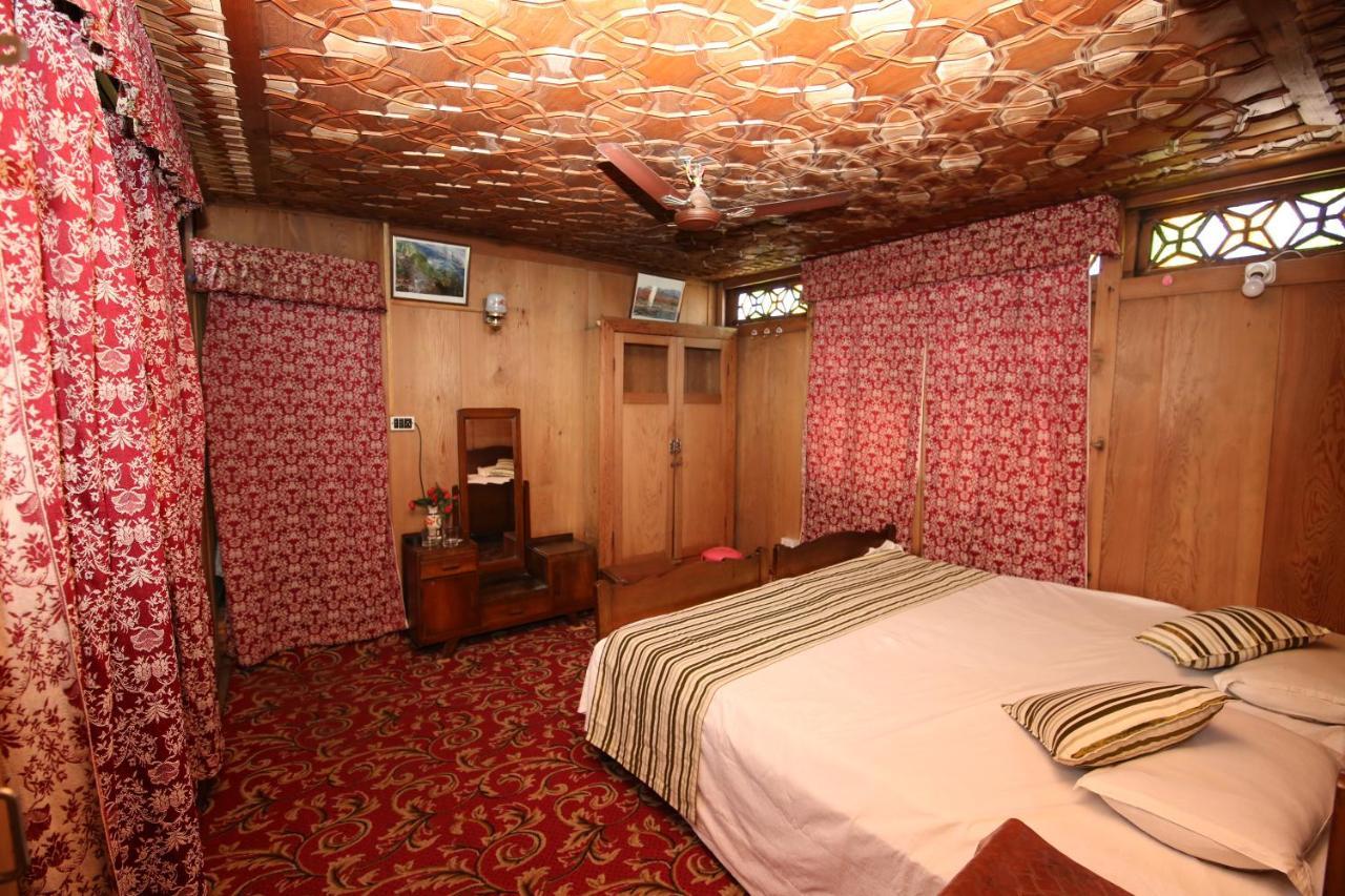 The Shelter Group Of Houseboats & Tour Organiser Srinagar  Luaran gambar