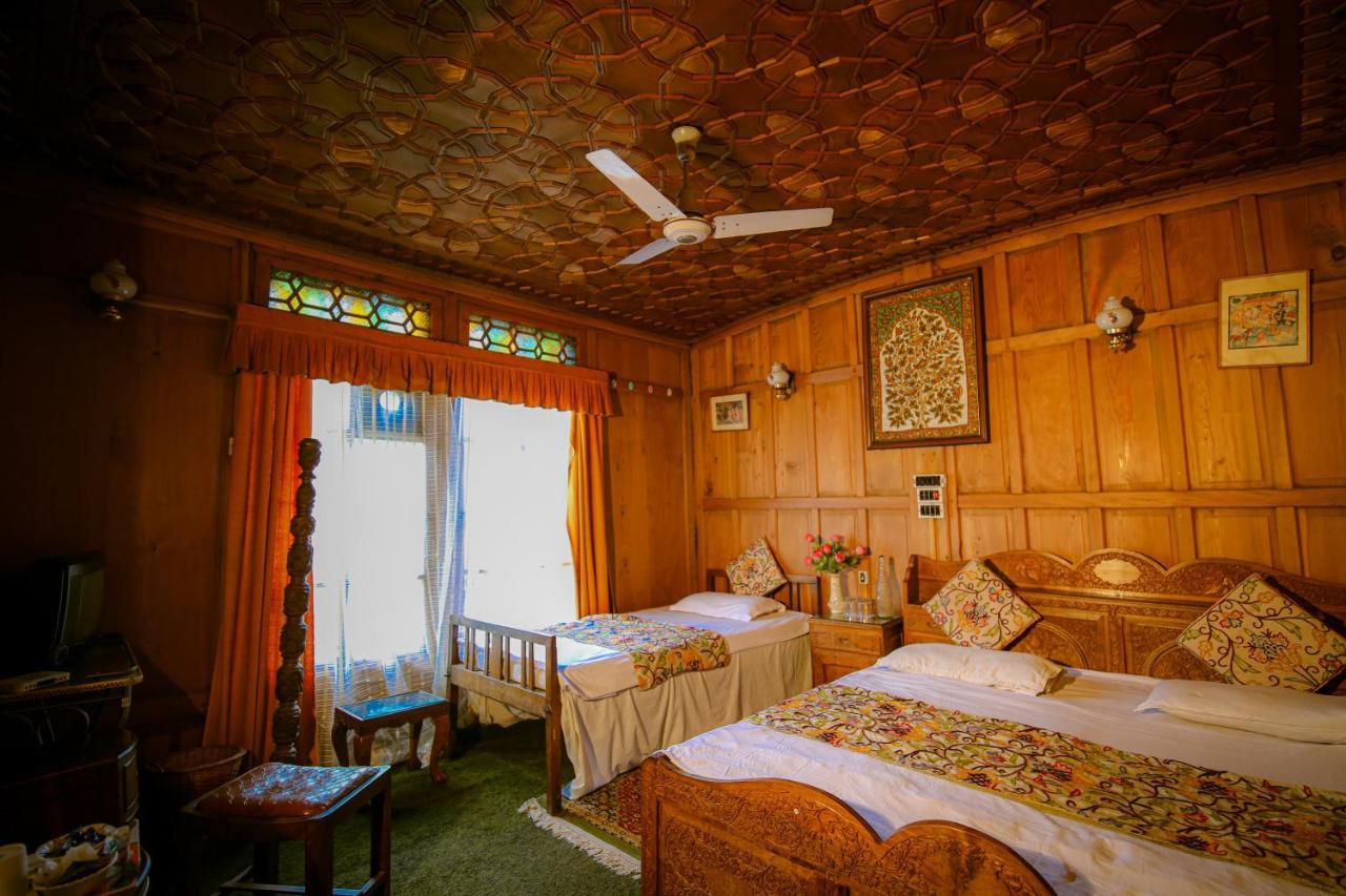 The Shelter Group Of Houseboats & Tour Organiser Srinagar  Luaran gambar