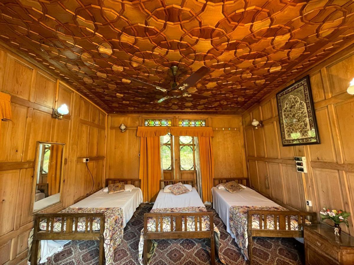 The Shelter Group Of Houseboats & Tour Organiser Srinagar  Luaran gambar